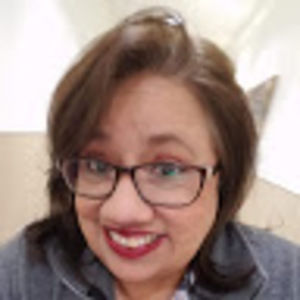 Meet your Posher, Dolores a